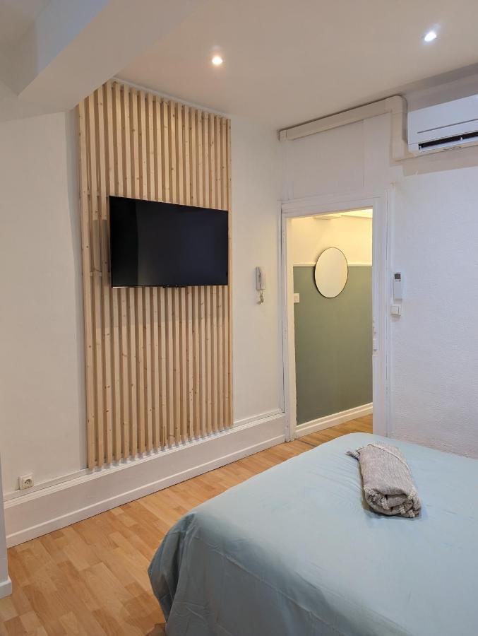 1Er Grand Studio Hyper Centre Agen Calme Clim Apartment Exterior photo